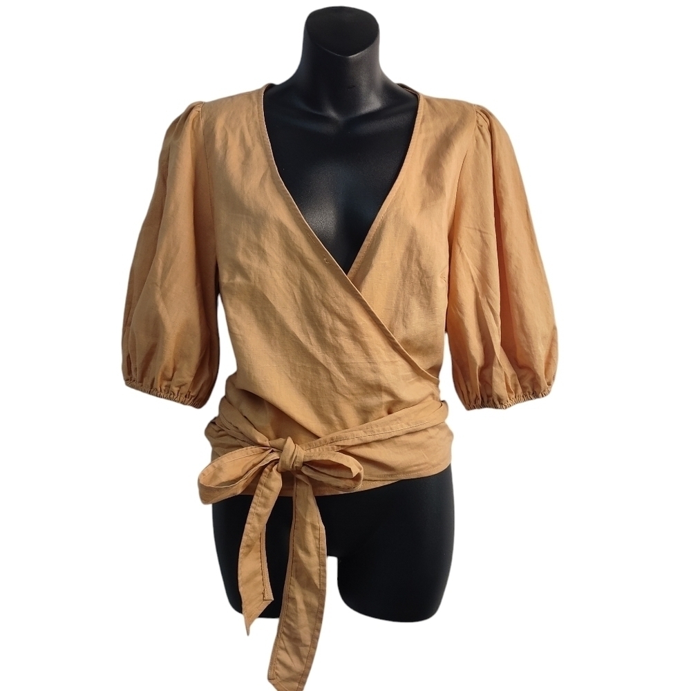 Charlie Holiday Saint Wrap Top Women's Almond Wrap Top Size M NWT - Picture 3 of 10